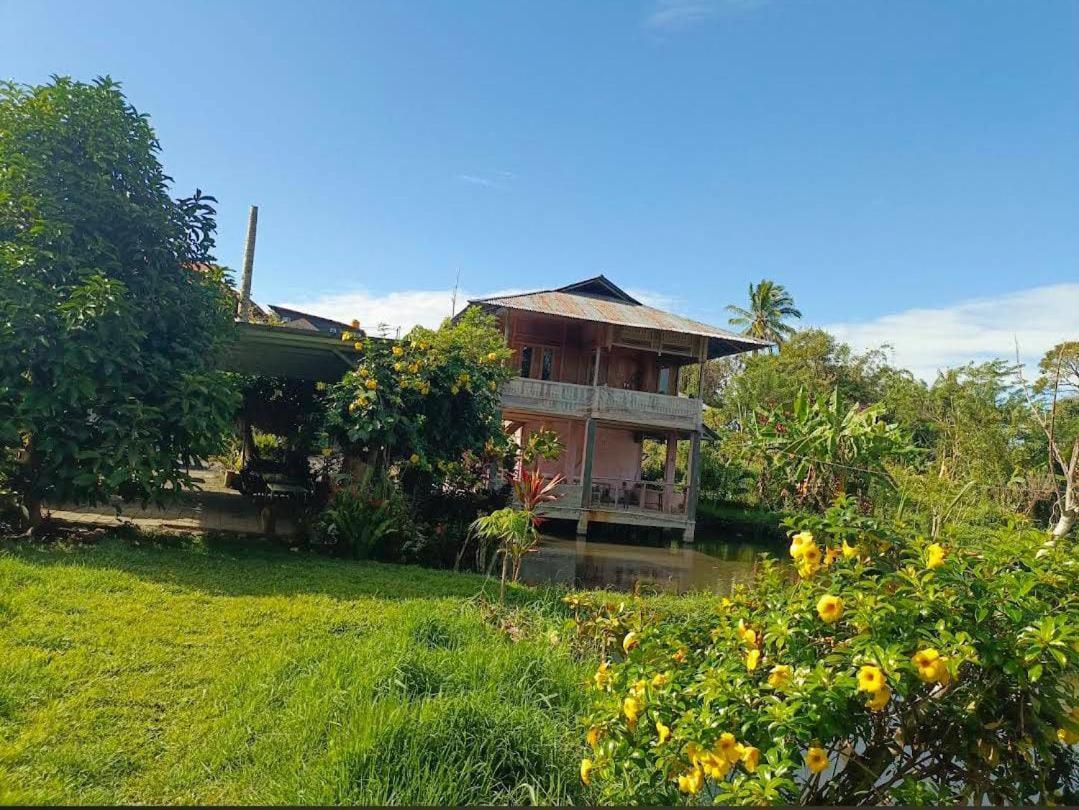 Talaga Tomohon Home Stay And Fishing Pond Buitenkant foto