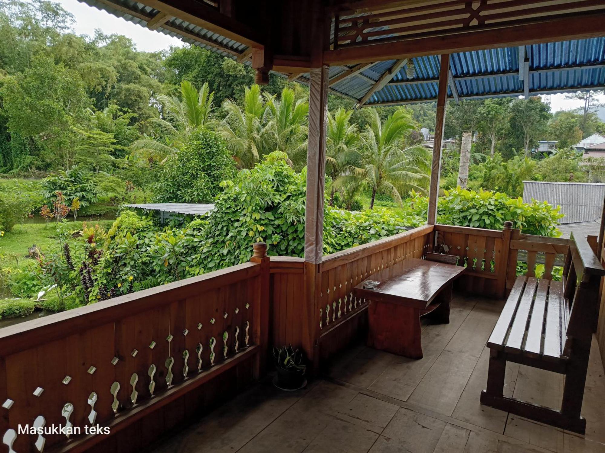 Talaga Tomohon Home Stay And Fishing Pond Buitenkant foto